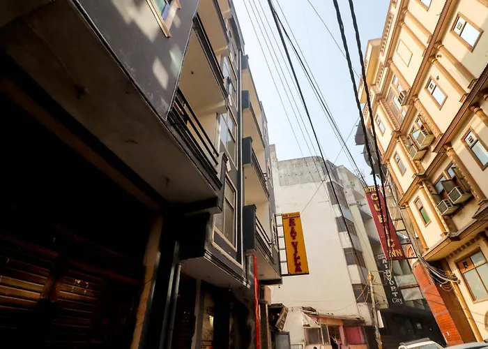 Stay Villa Near Delhi AirportVilla